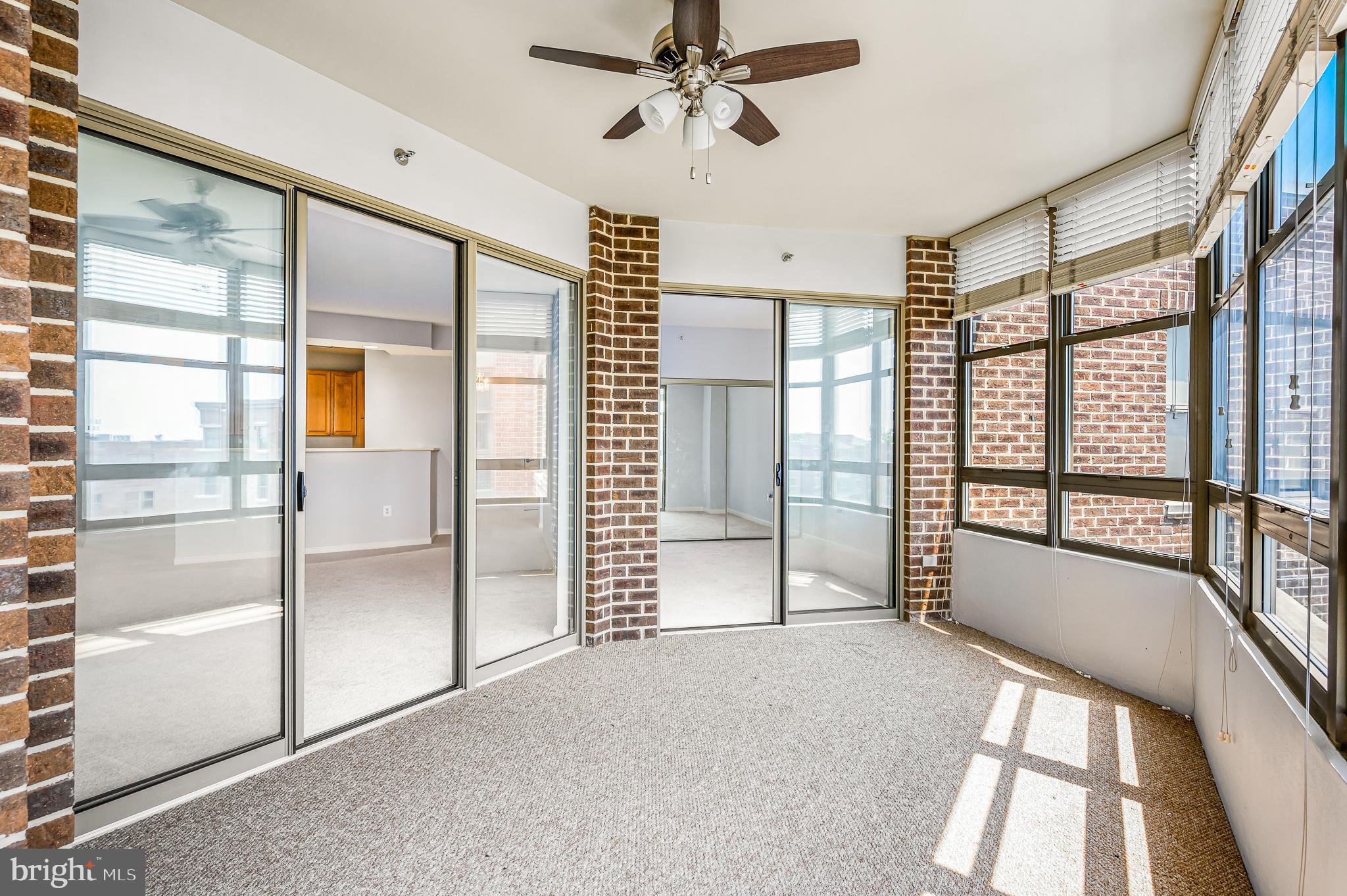 19350 Magnolia Grove Sq #405