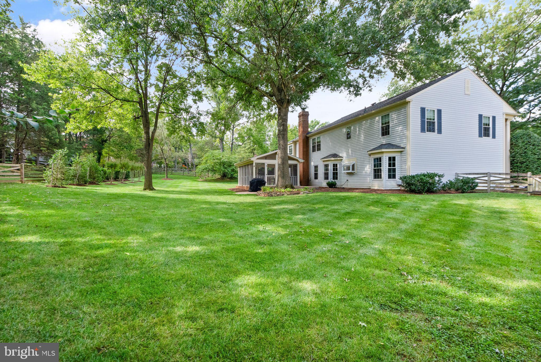 18 Moss Rd