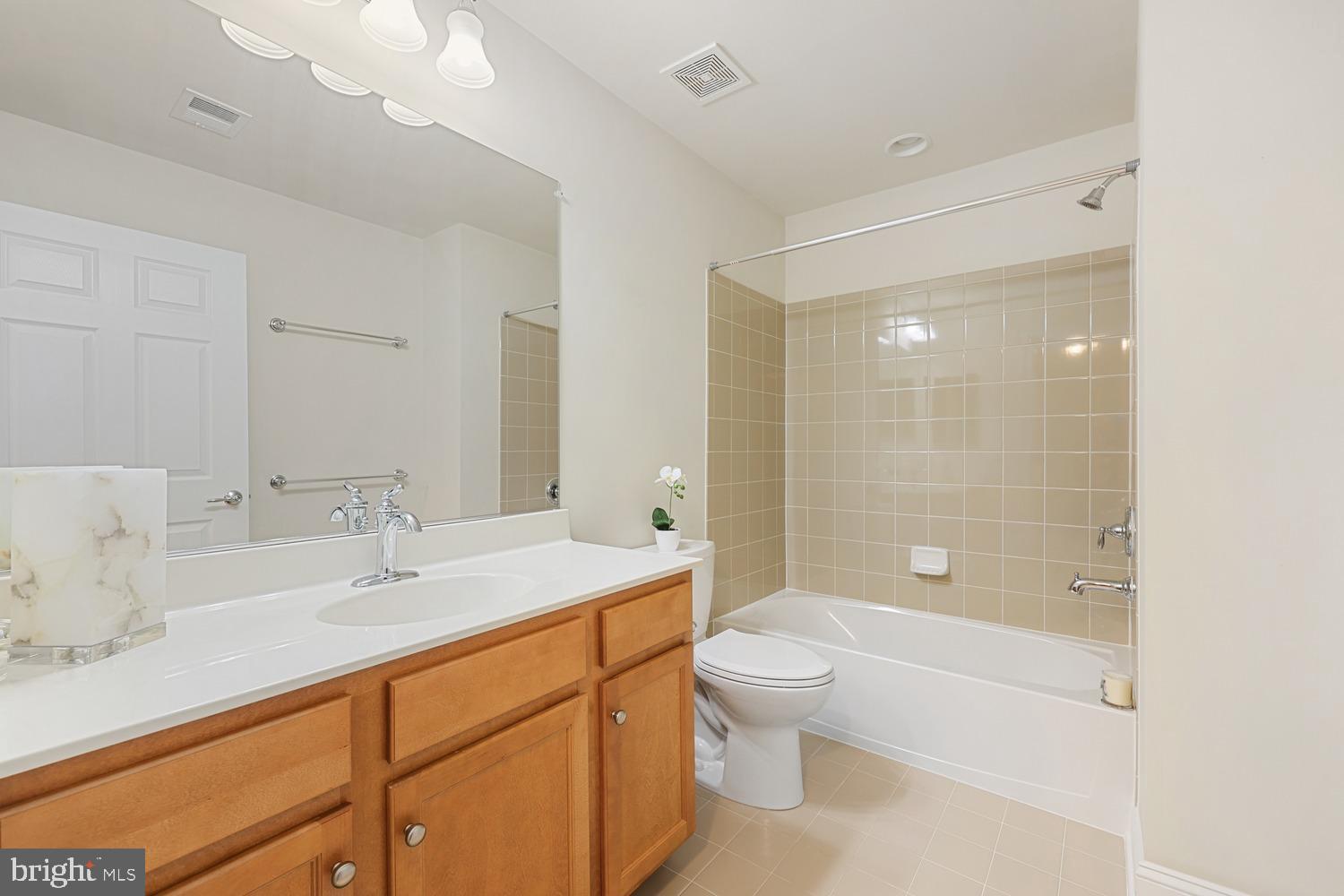 44471 CALLAWAY SQUARE