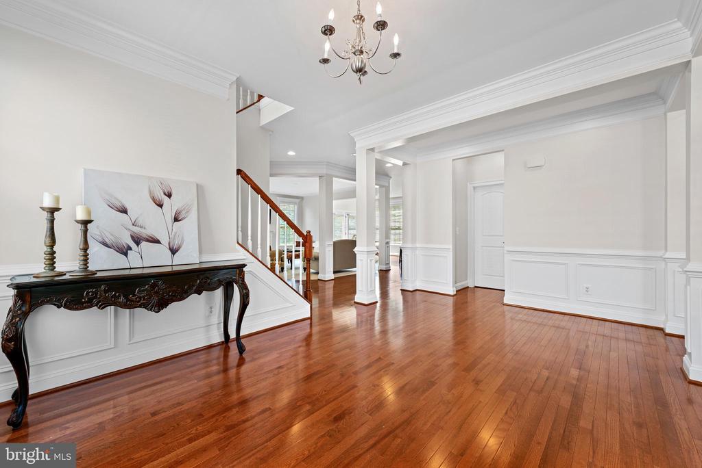 42694 Chisholm