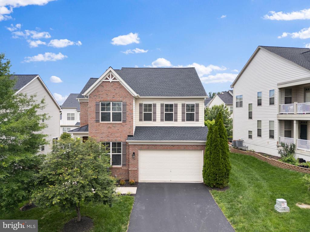42694 Chisholm