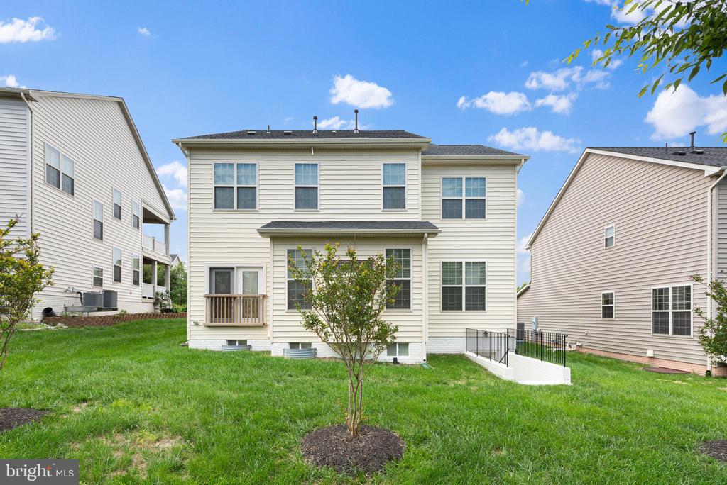 42694 Chisholm