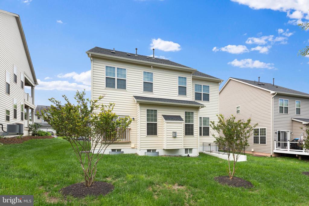42694 Chisholm