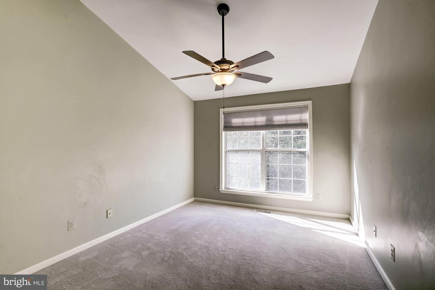 43315 PARLOR SQ