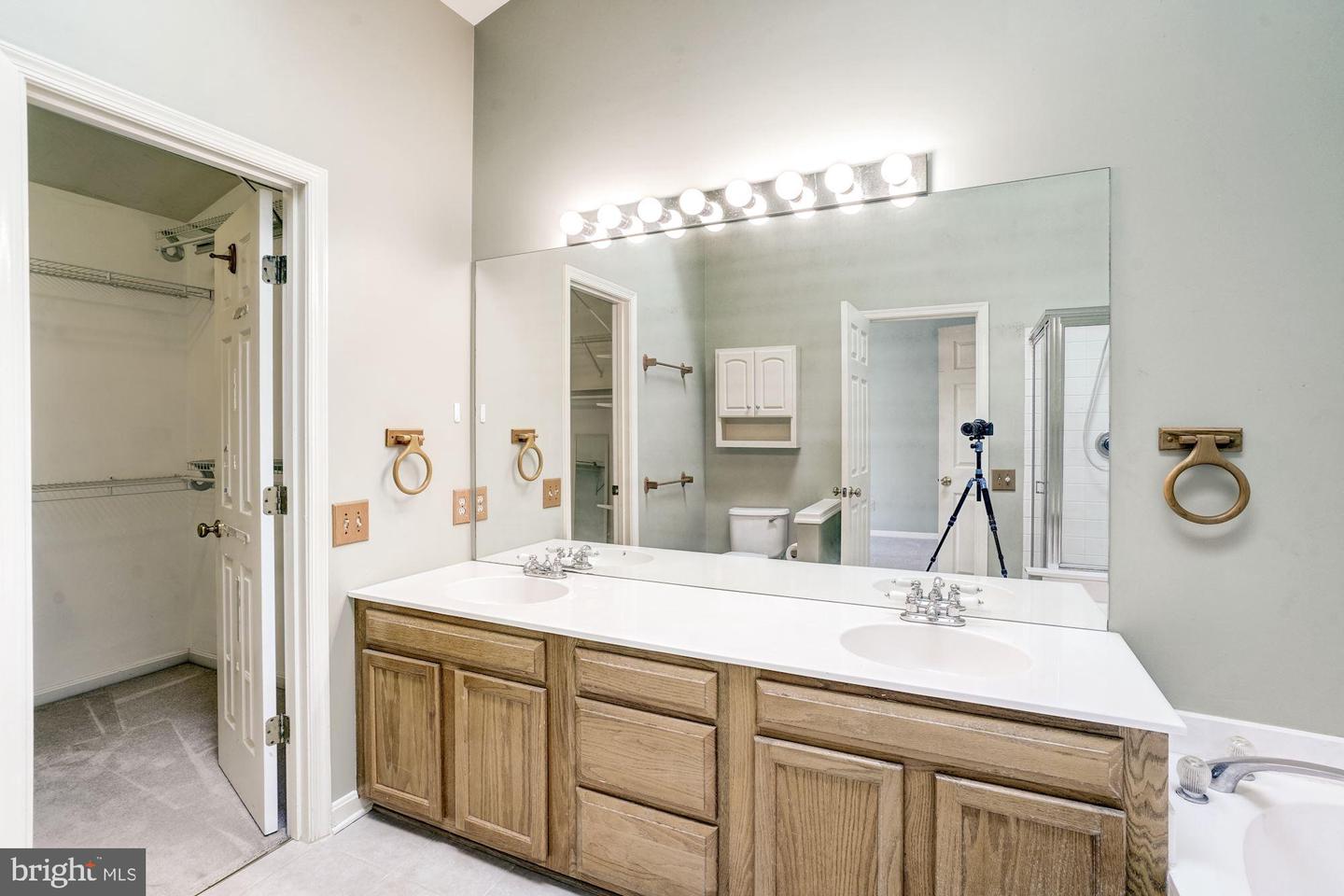 43315 PARLOR SQ