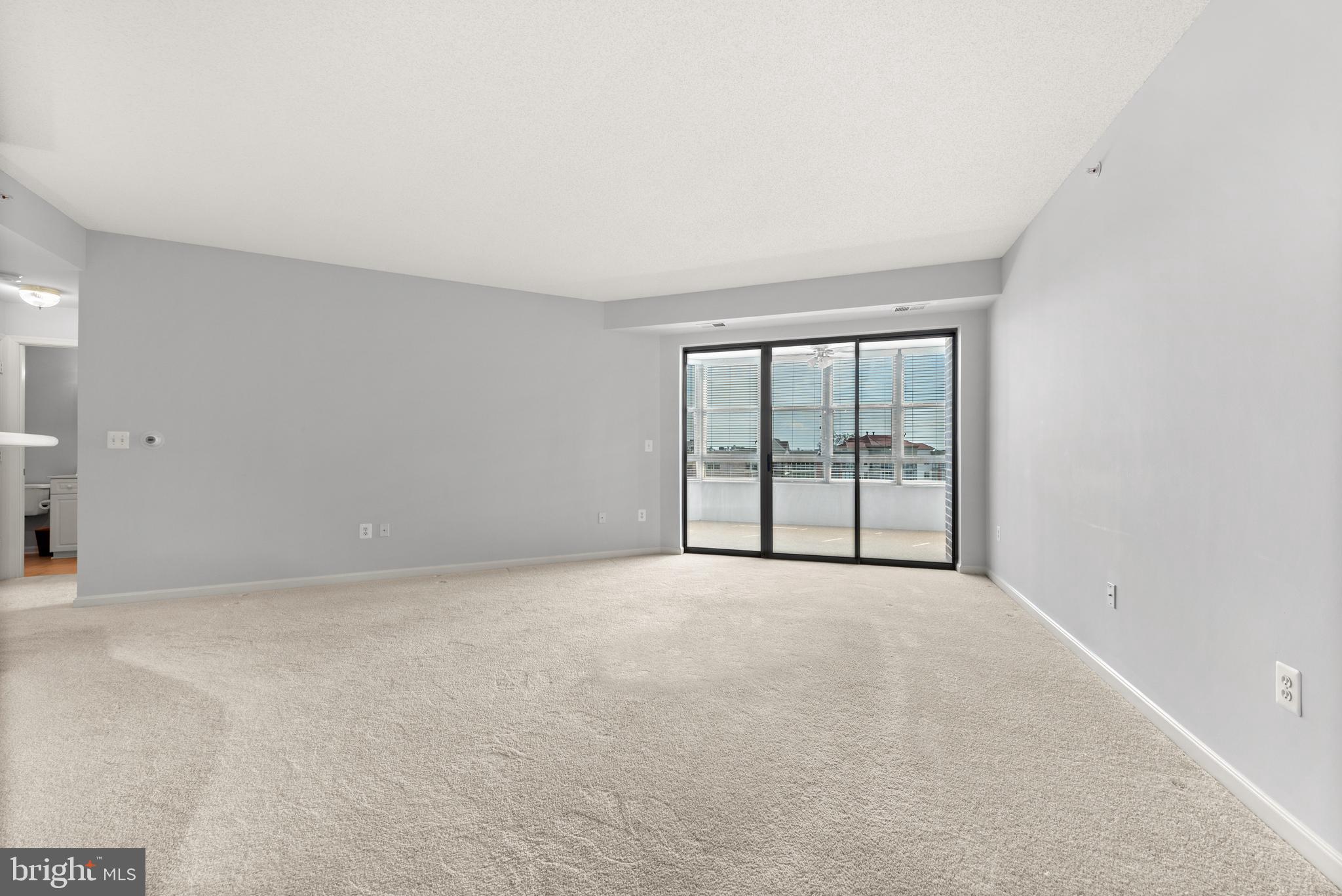 19350 MAGNOLIA GROVE SQUARE 405