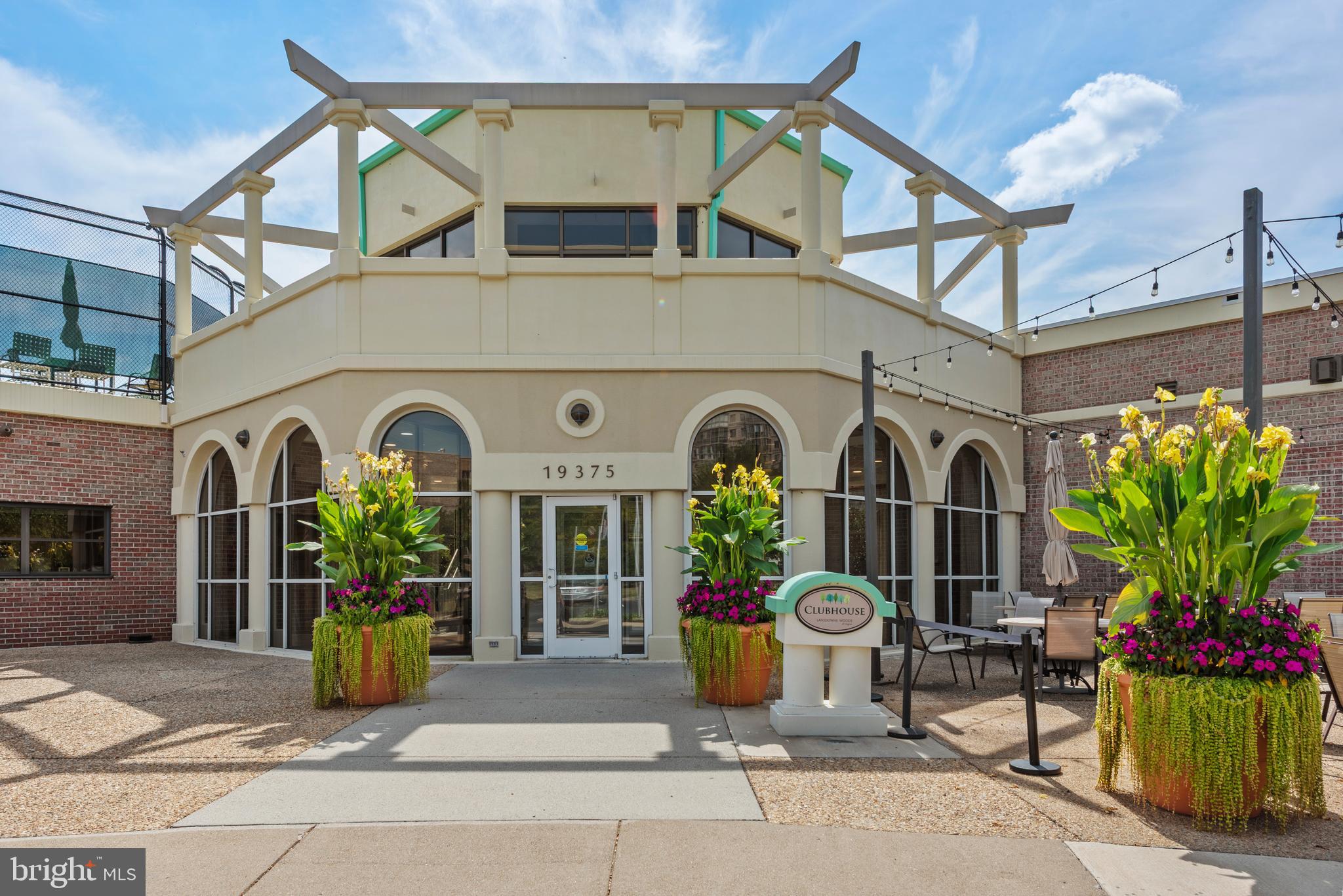 19350 MAGNOLIA GROVE SQUARE 405