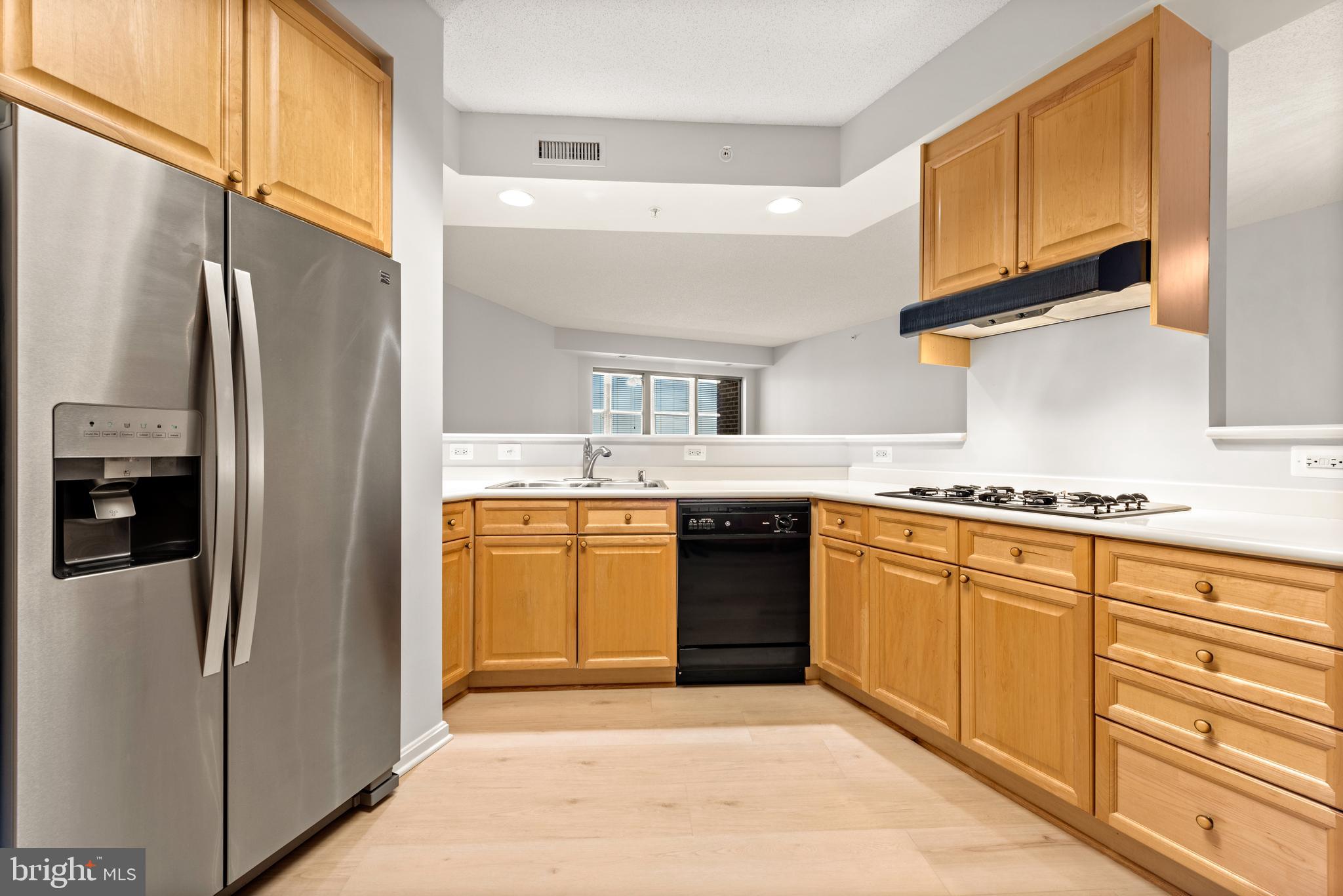 19350 MAGNOLIA GROVE SQUARE 405