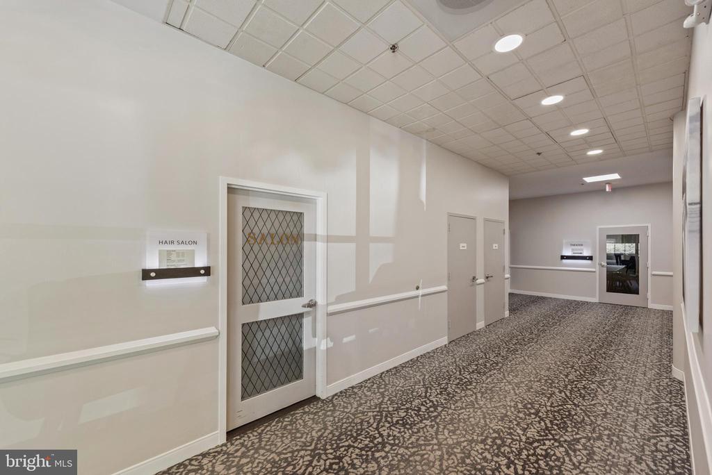 19350 MAGNOLIA GROVE SQUARE 405