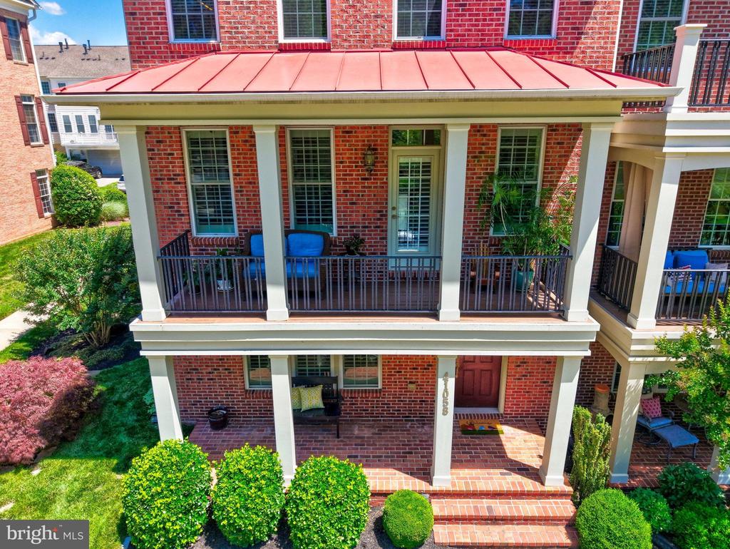 41058 DORATI SQUARE