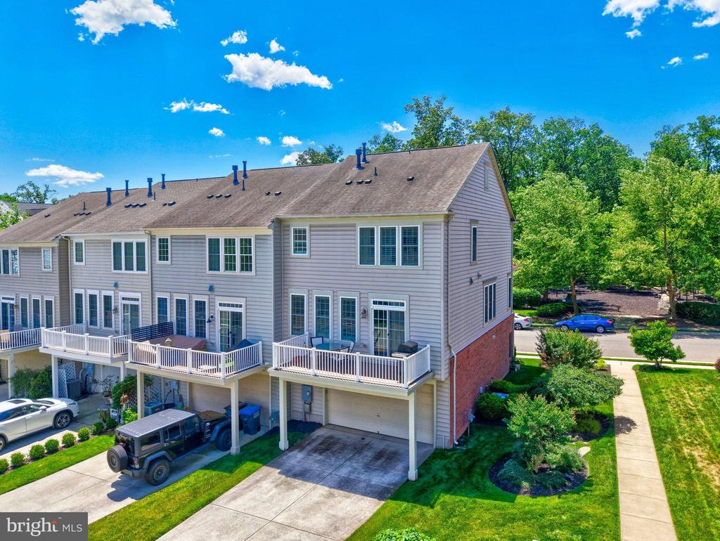41058 DORATI SQUARE