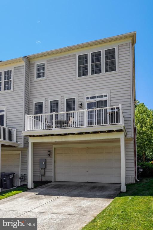 41058 DORATI SQUARE