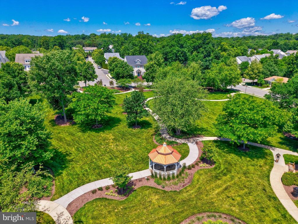 41058 DORATI SQUARE