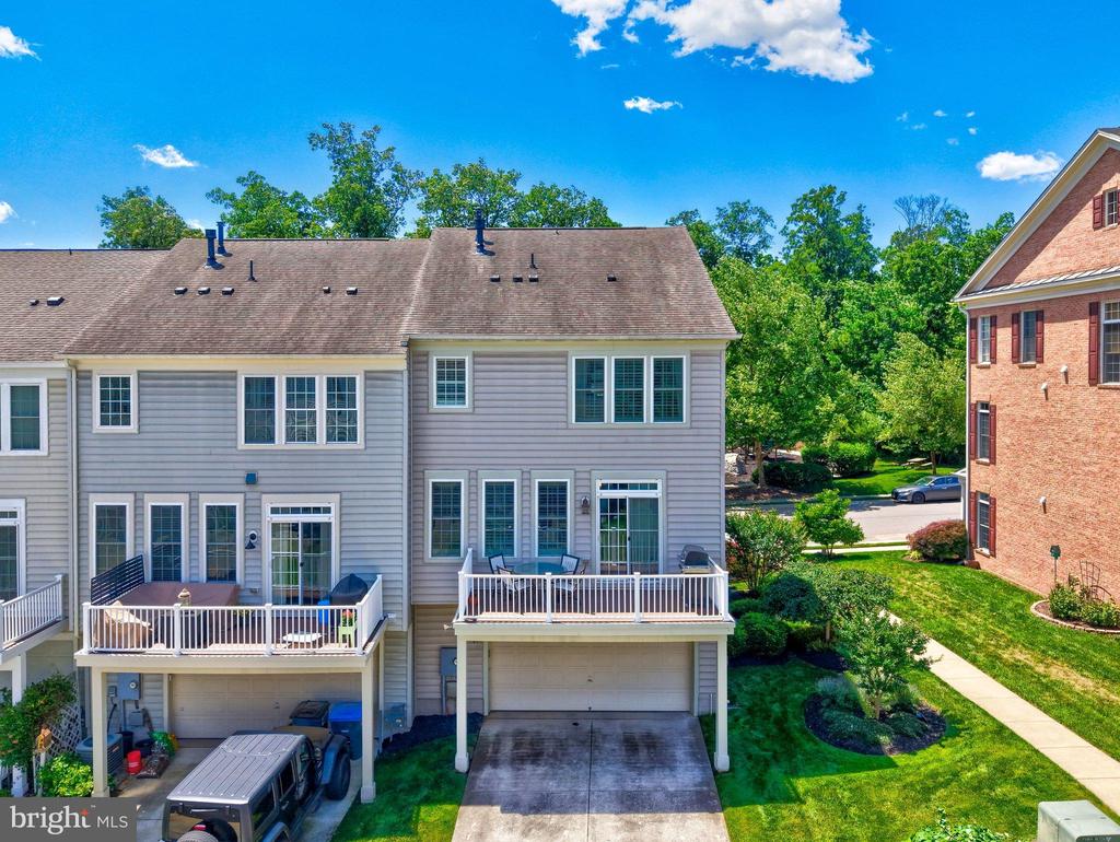 41058 DORATI SQUARE