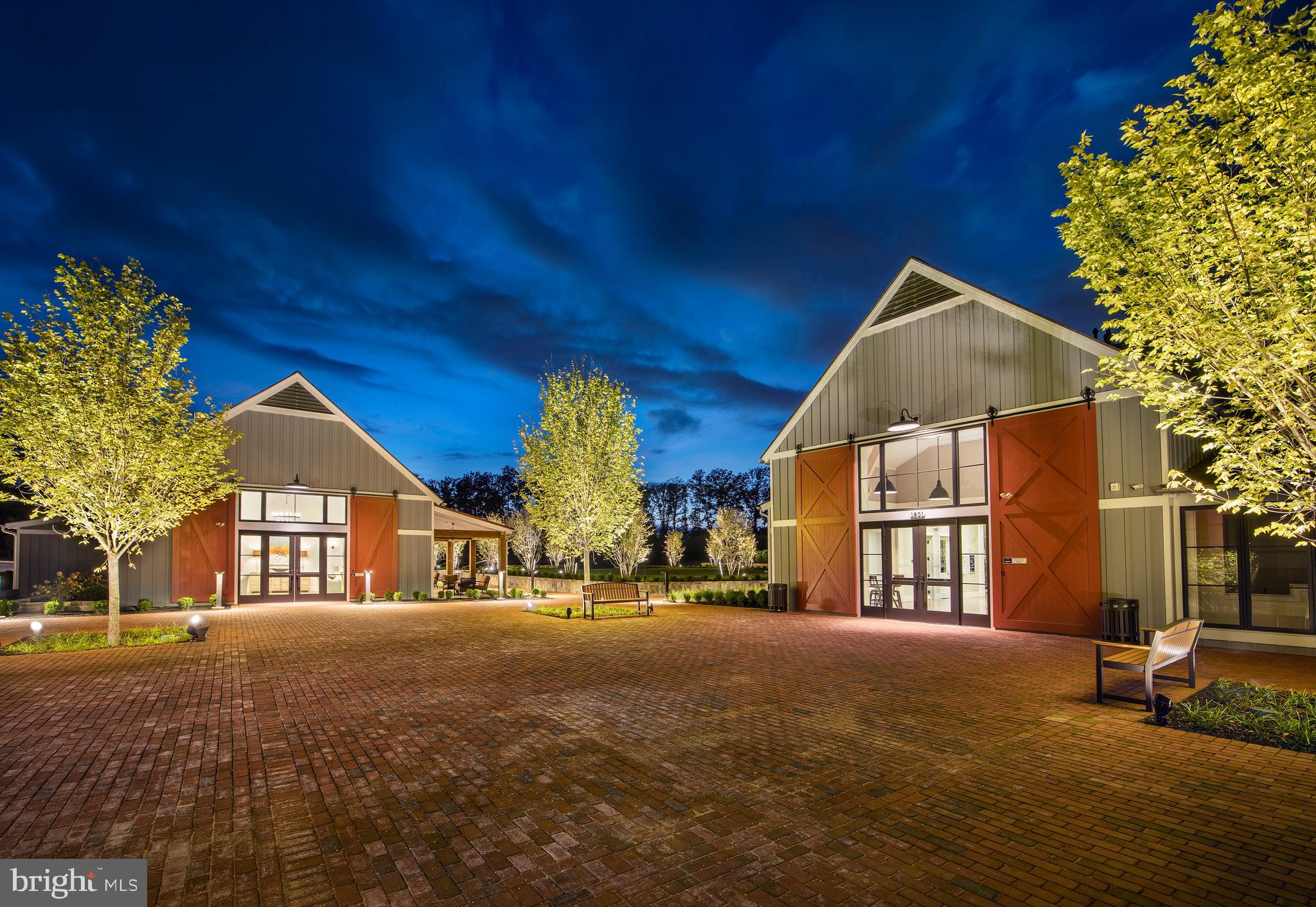 1745 RIVERBLUFF AVENUE