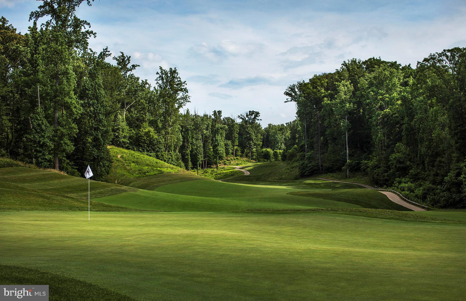 1745 RIVERBLUFF AVENUE