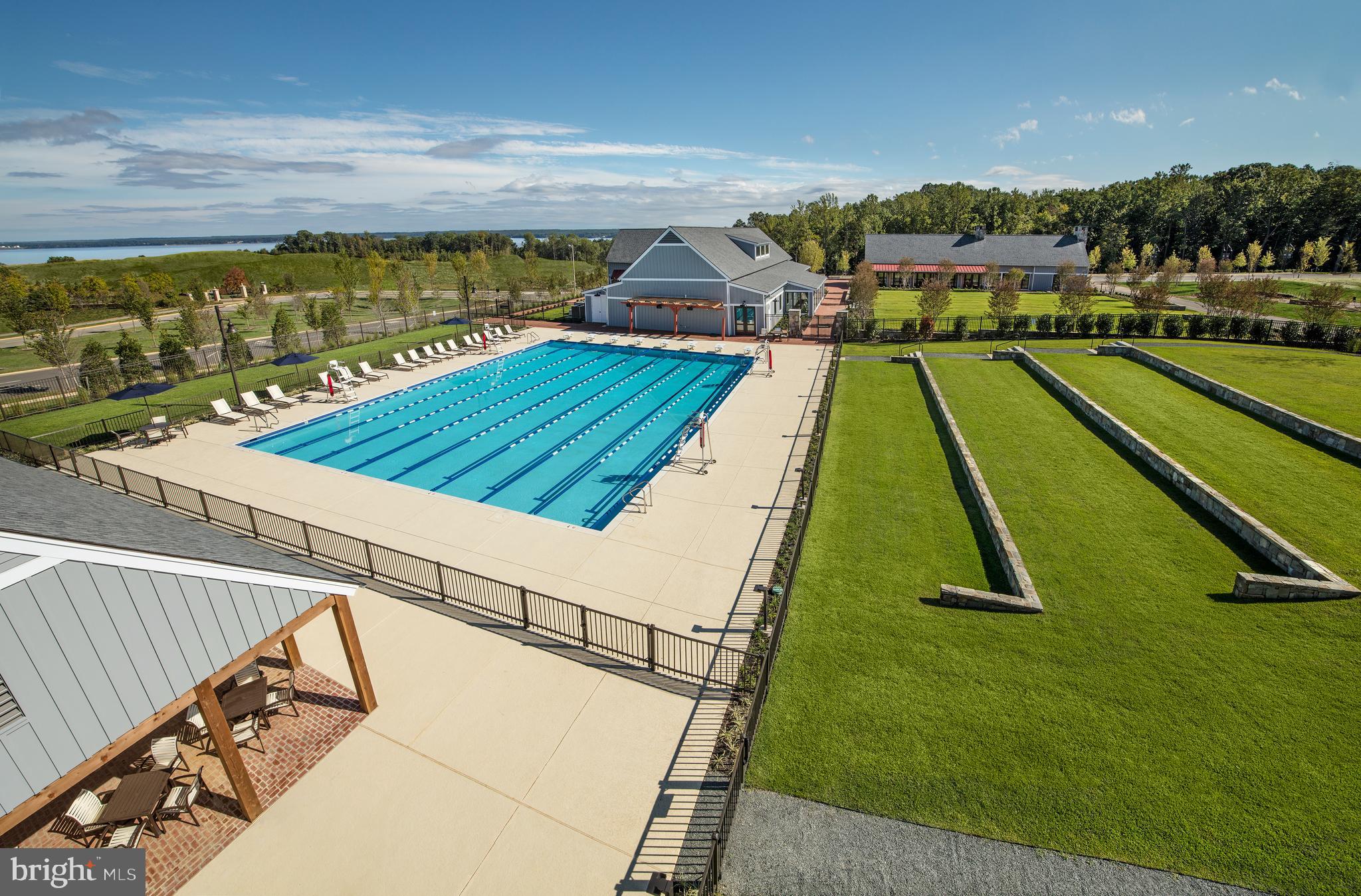 1745 RIVERBLUFF AVENUE