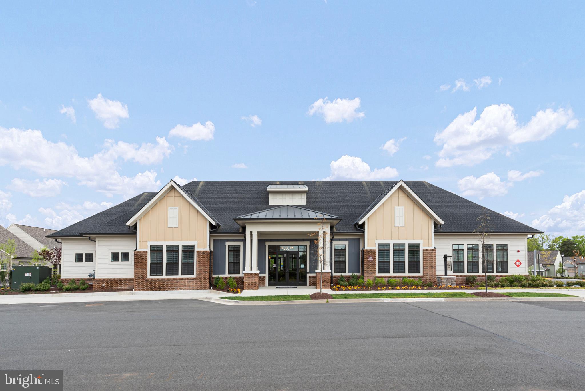 15872 Lavender Woods Ln