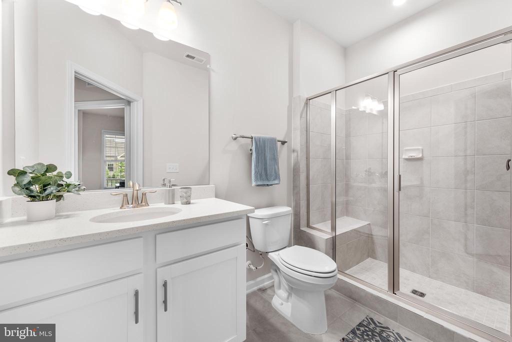 15872 Lavender Woods Ln