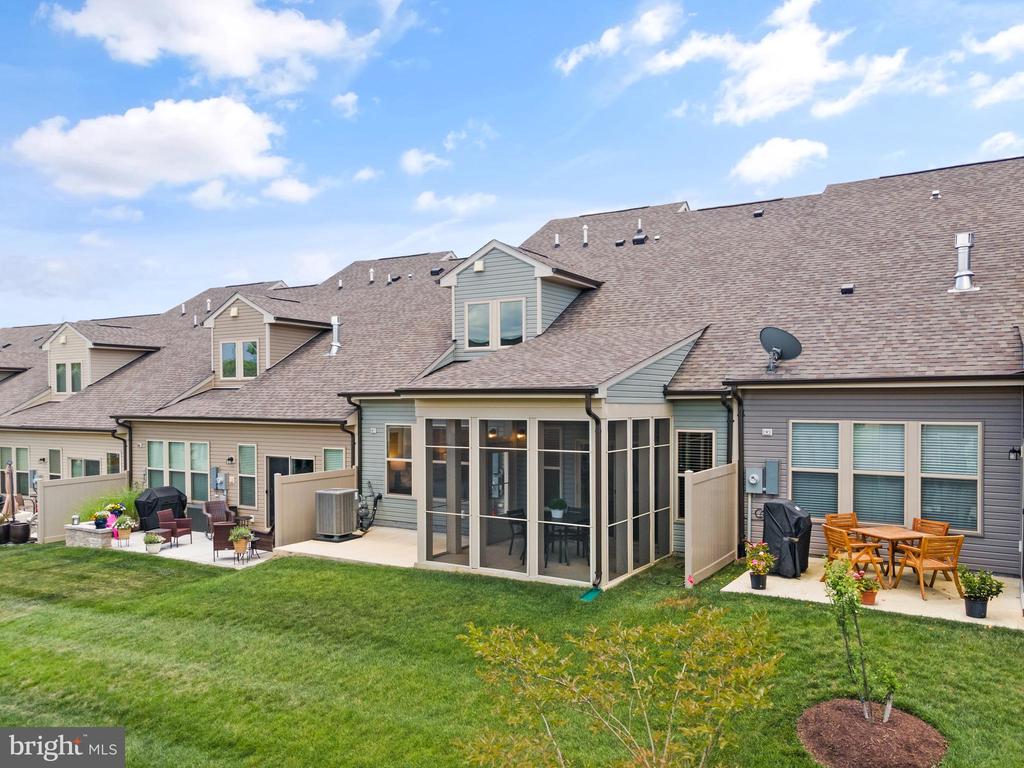 15872 Lavender Woods Ln