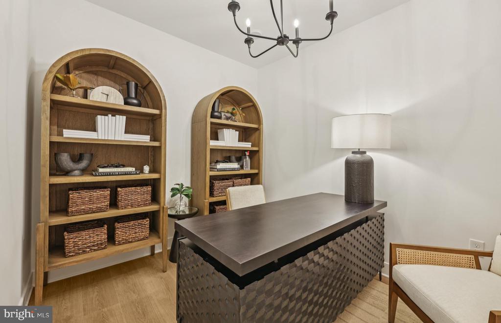 6103 AZURITE WAY