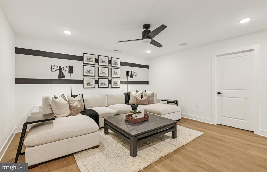 6103 AZURITE WAY