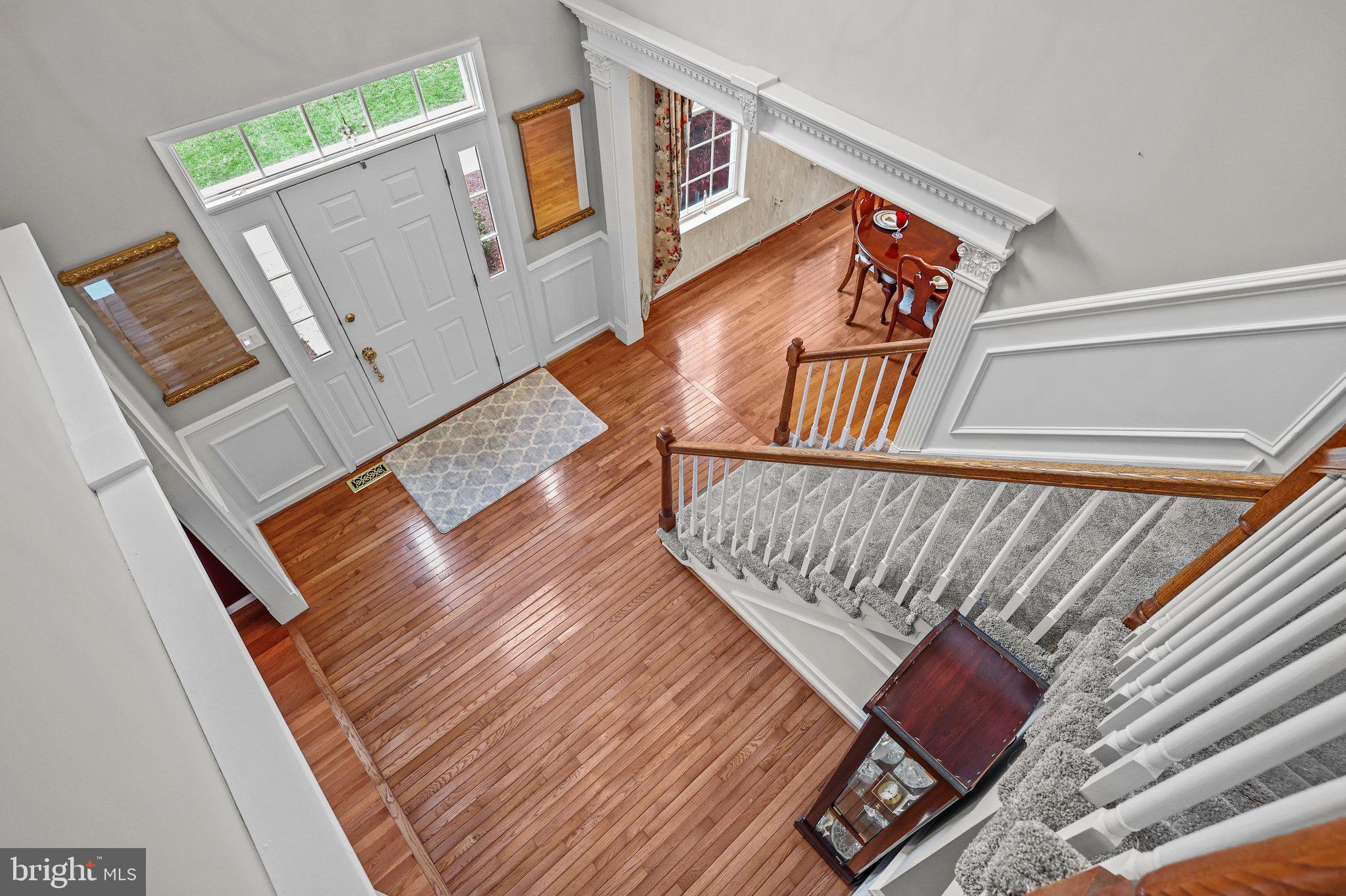 909 Red Coat Farm Dr