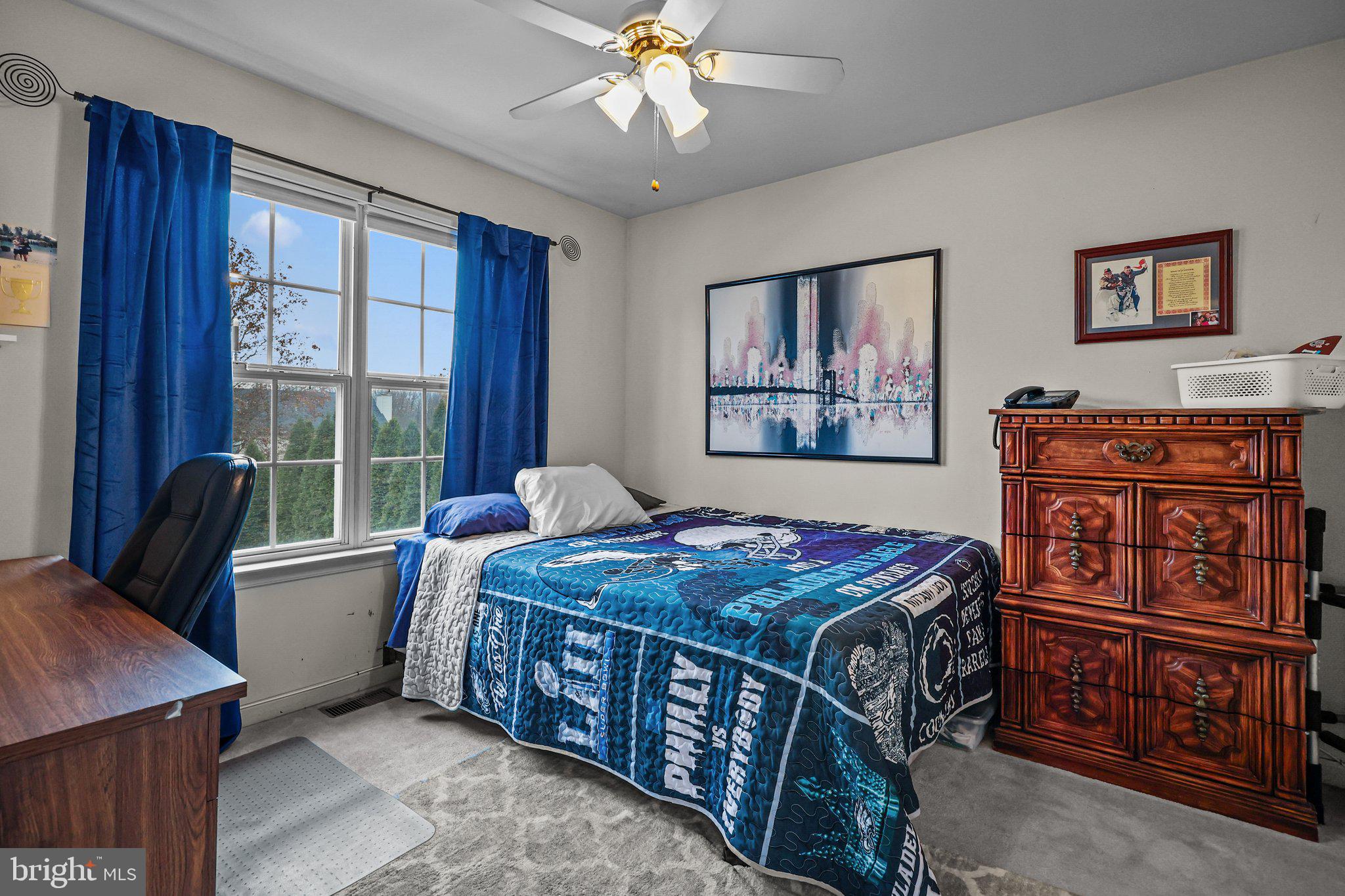 909 Red Coat Farm Dr