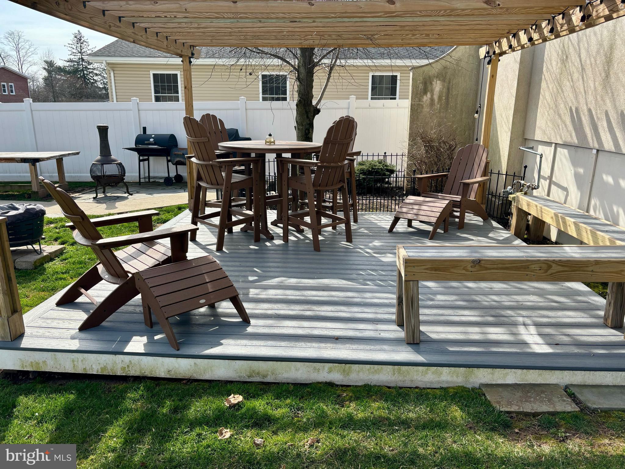 237 N Hellertown Ave