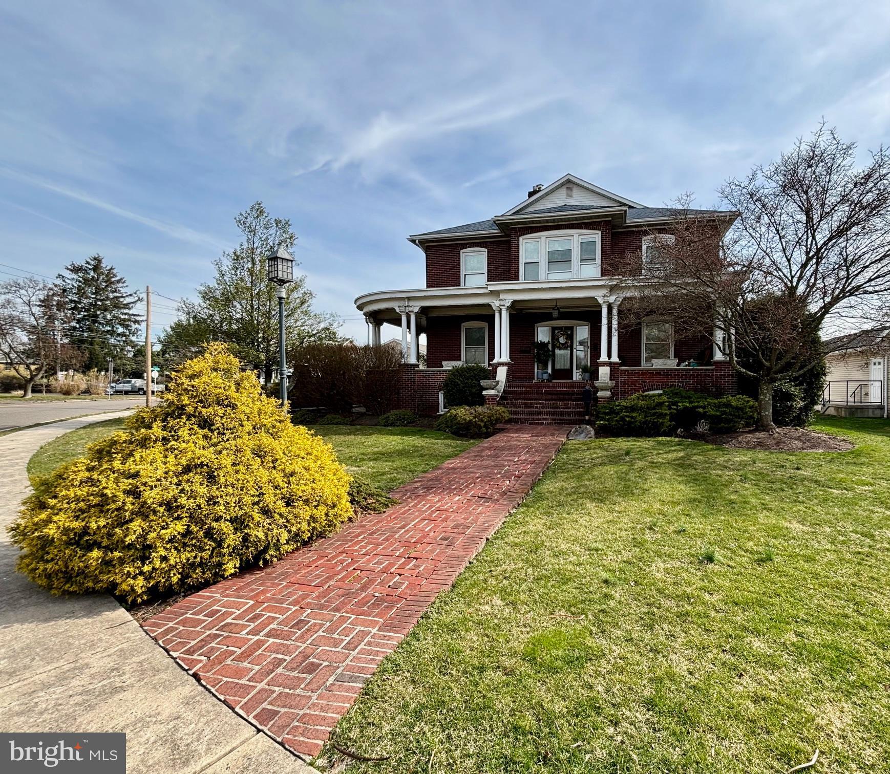 237 N Hellertown Ave