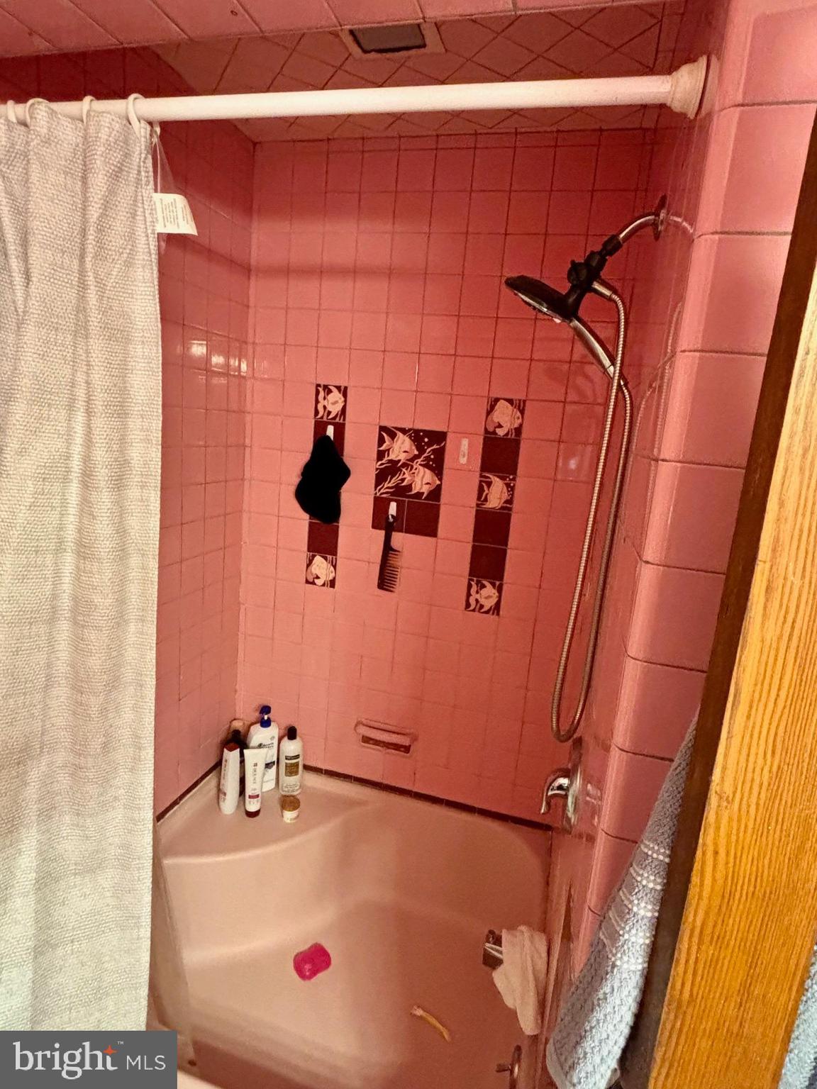 237 N Hellertown Ave