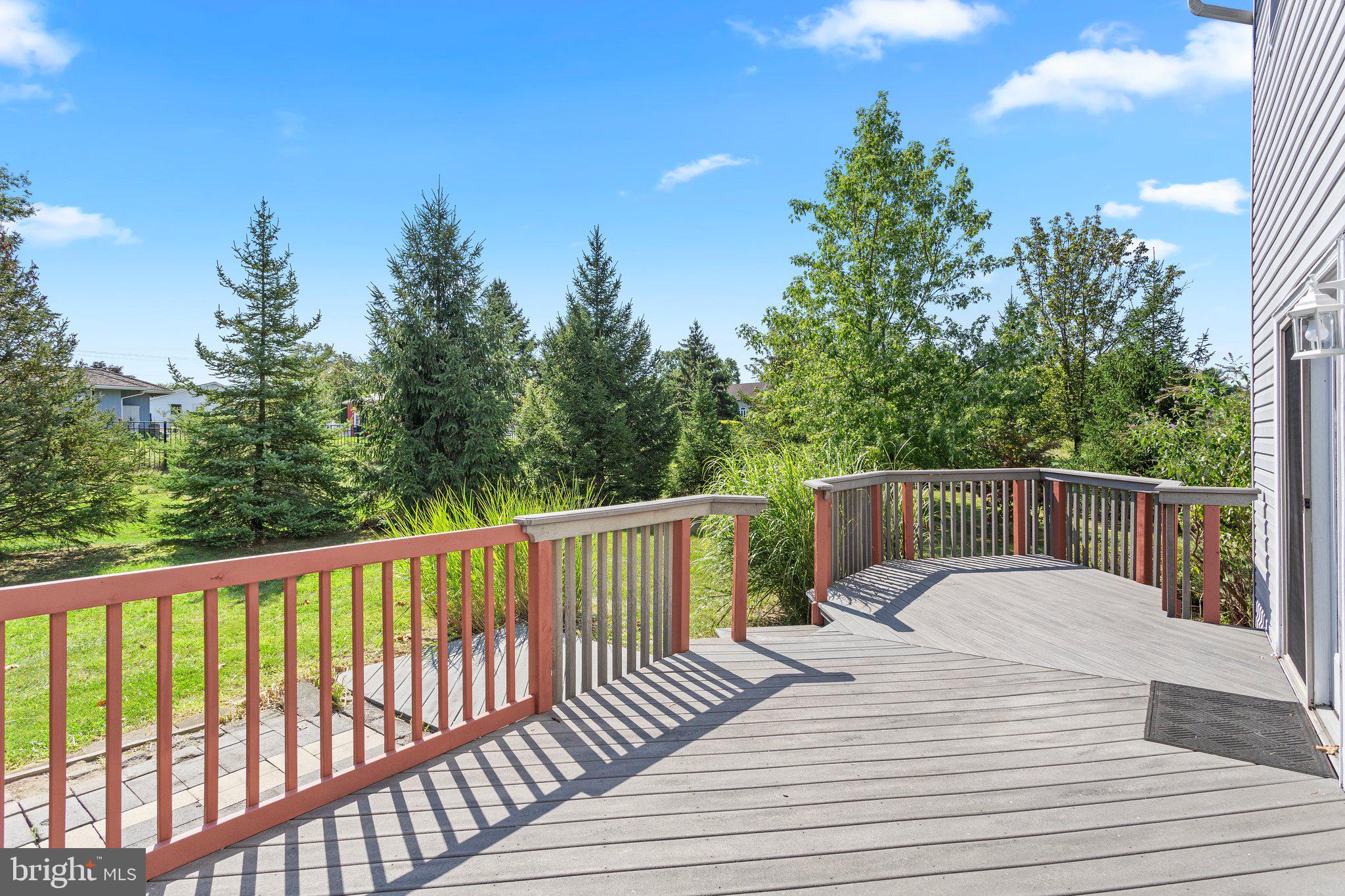 1052 Freedom Ct