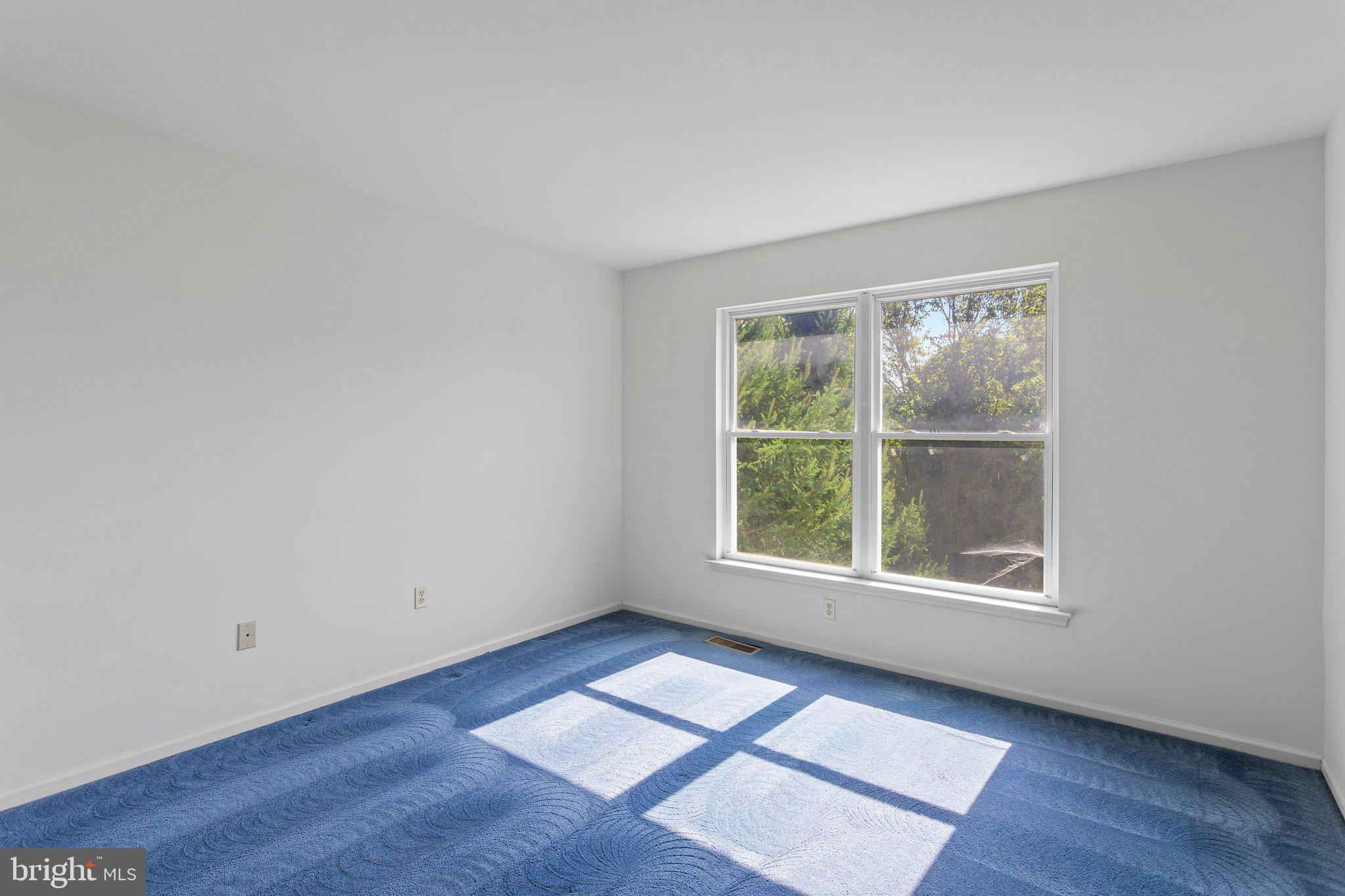 1052 Freedom Ct