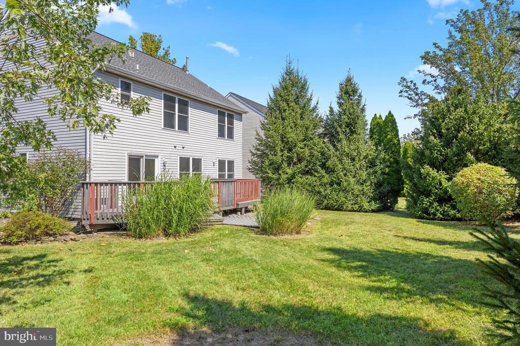 1052 Freedom Ct