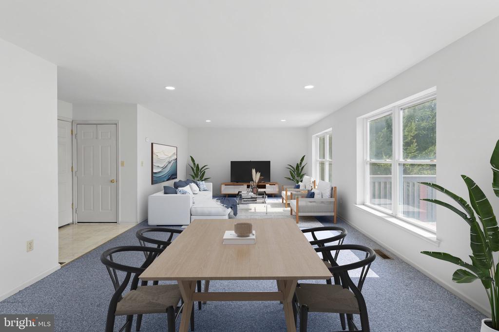 1052 Freedom Ct