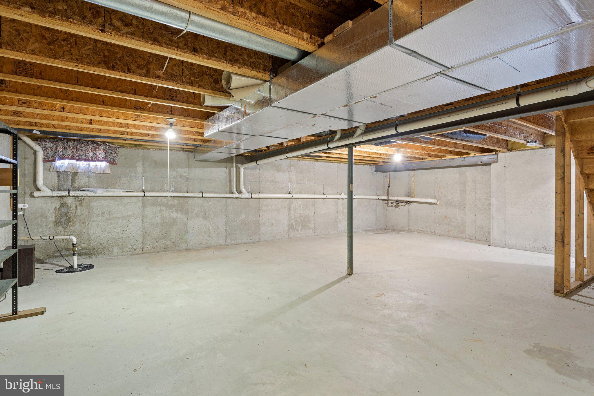 1052 Freedom Ct