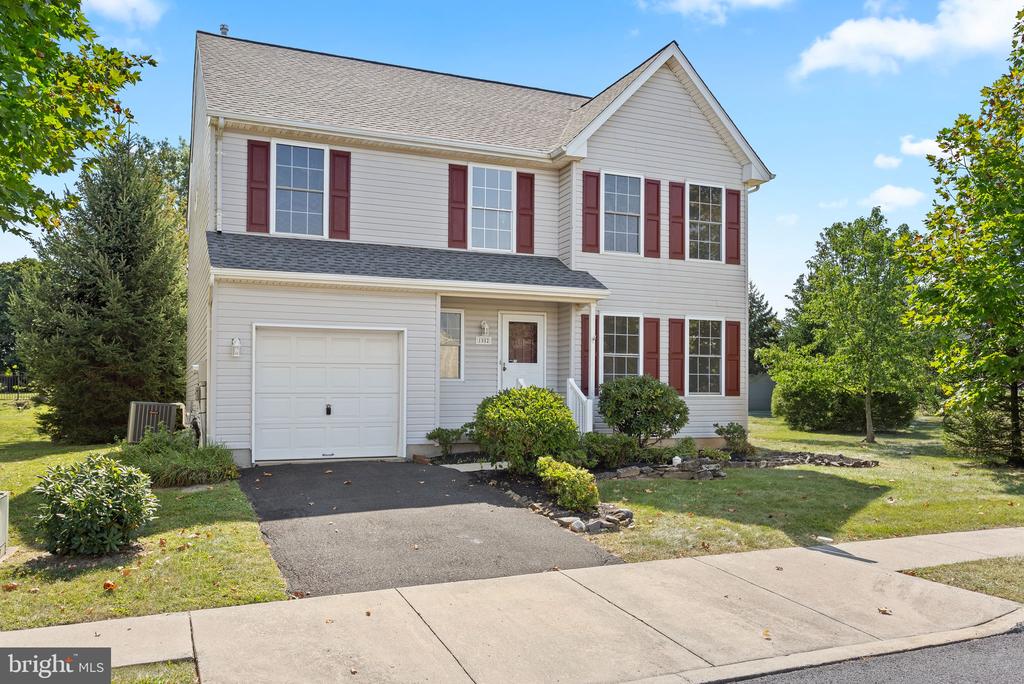 1052 Freedom Ct