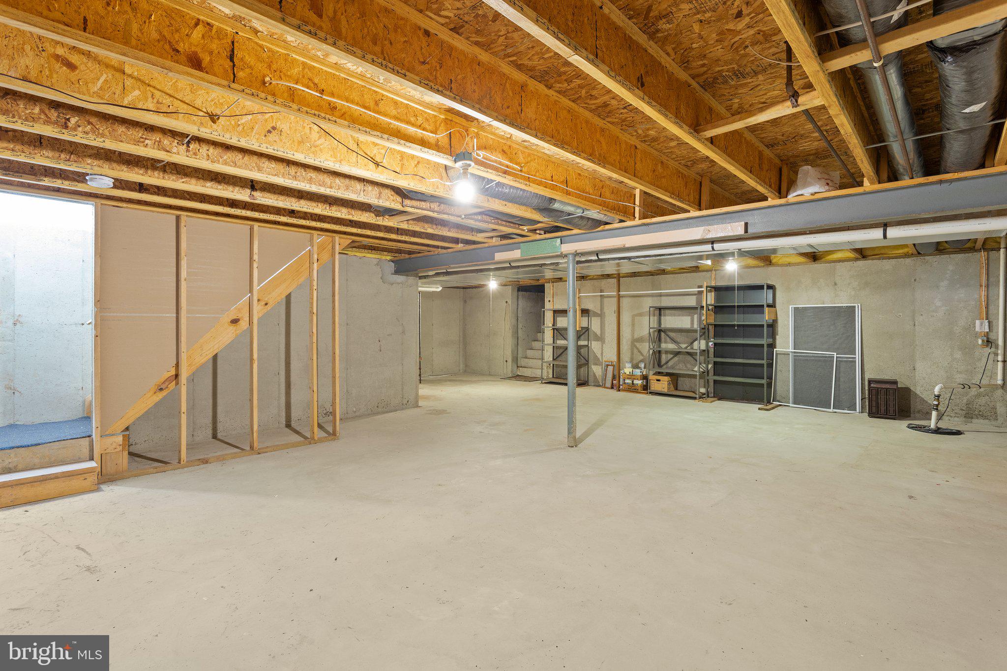 1052 Freedom Ct