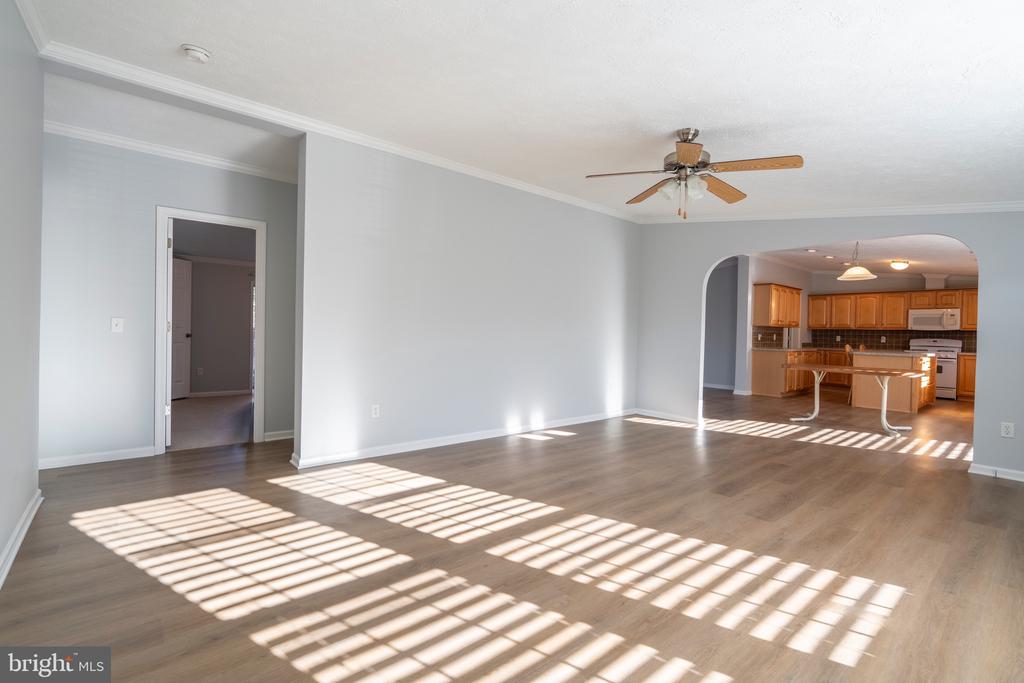 352 MAREGAN DR