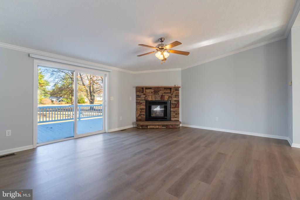 352 MAREGAN DR