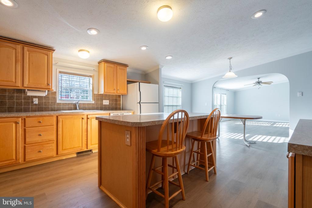 352 MAREGAN DR