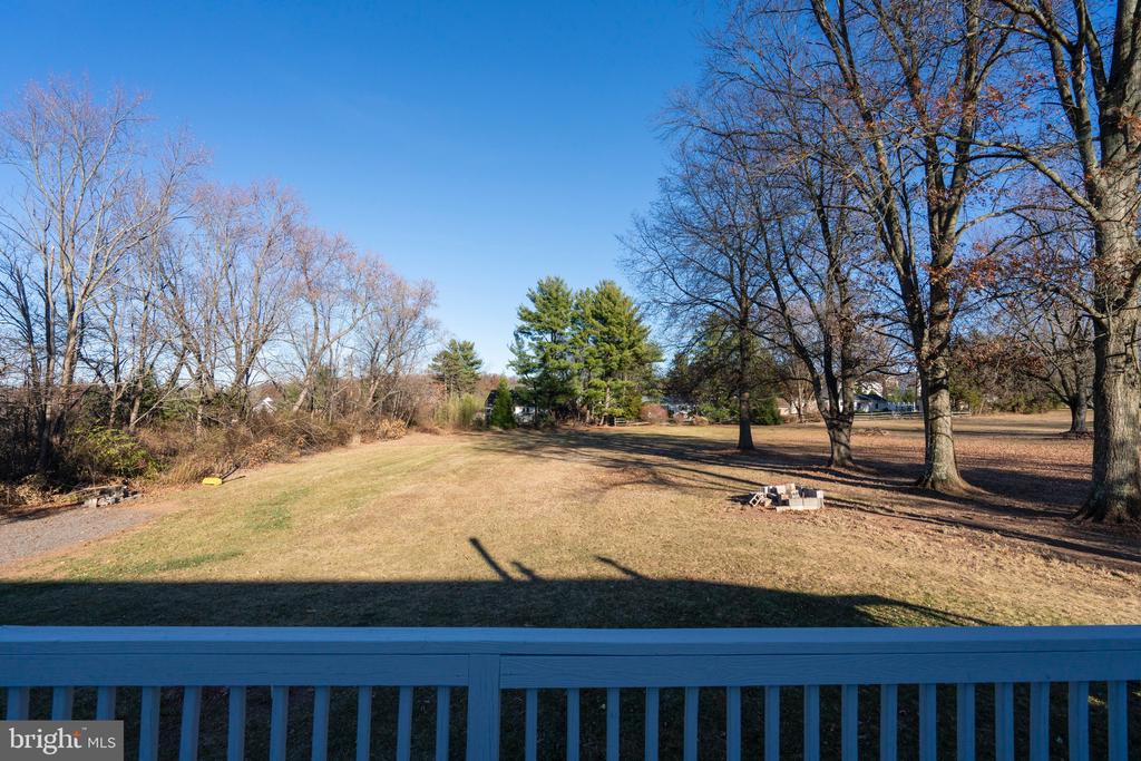 352 MAREGAN DR