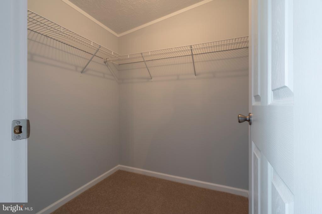 352 MAREGAN DR