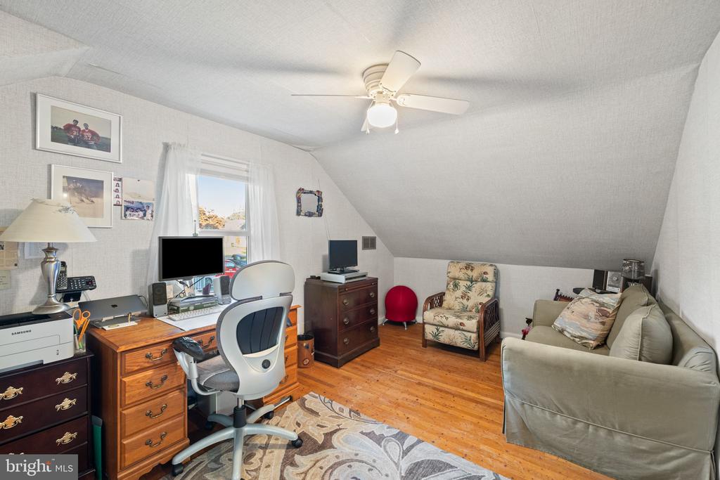 764 Cybus Way