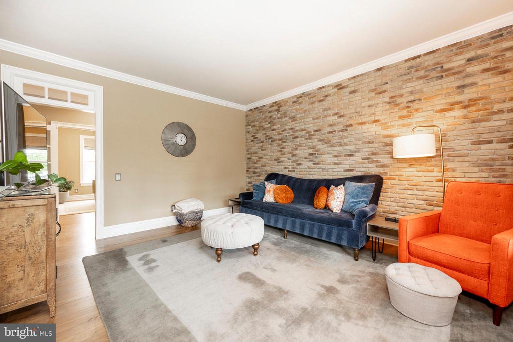 425 Mercer Dr