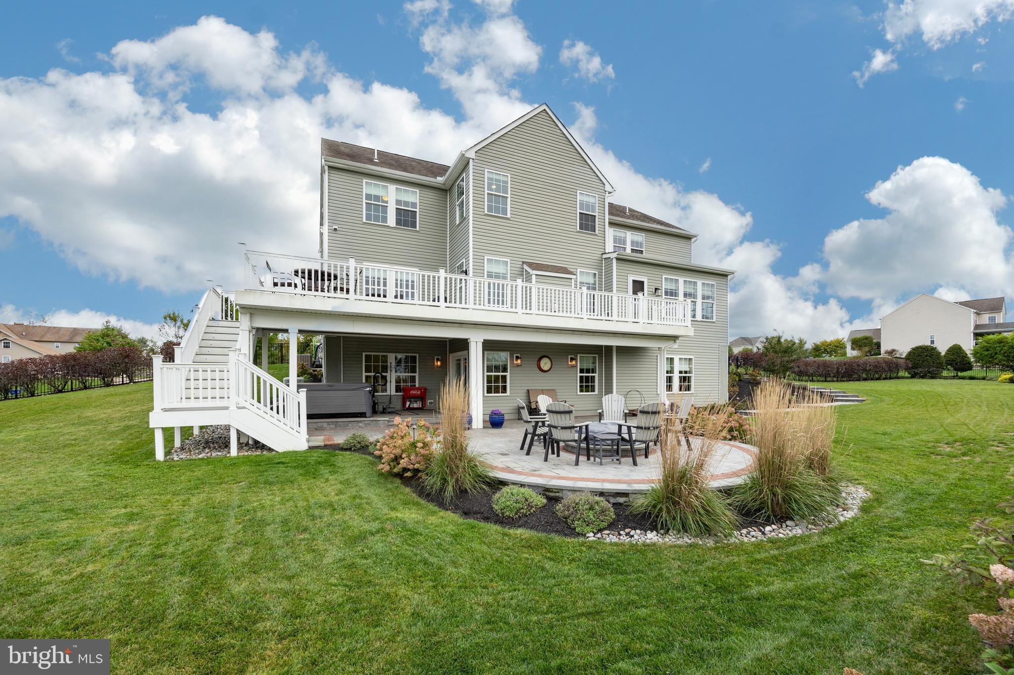 425 Mercer Dr