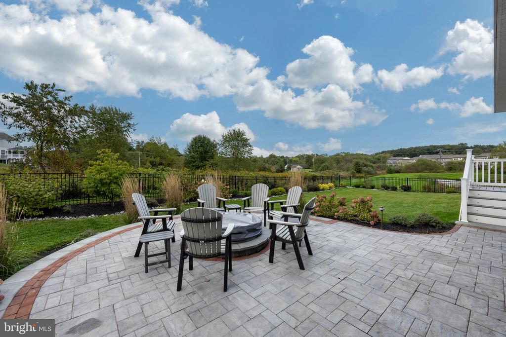 425 Mercer Dr