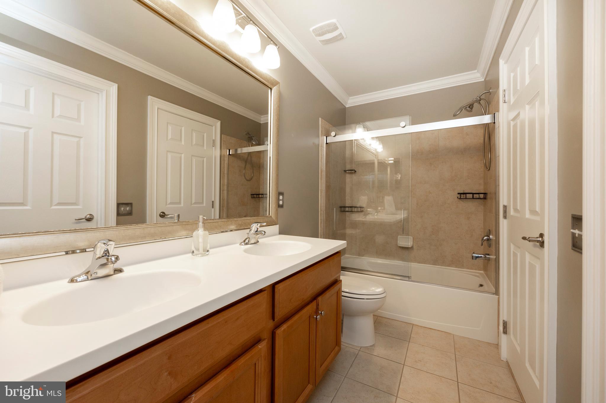 425 Mercer Dr