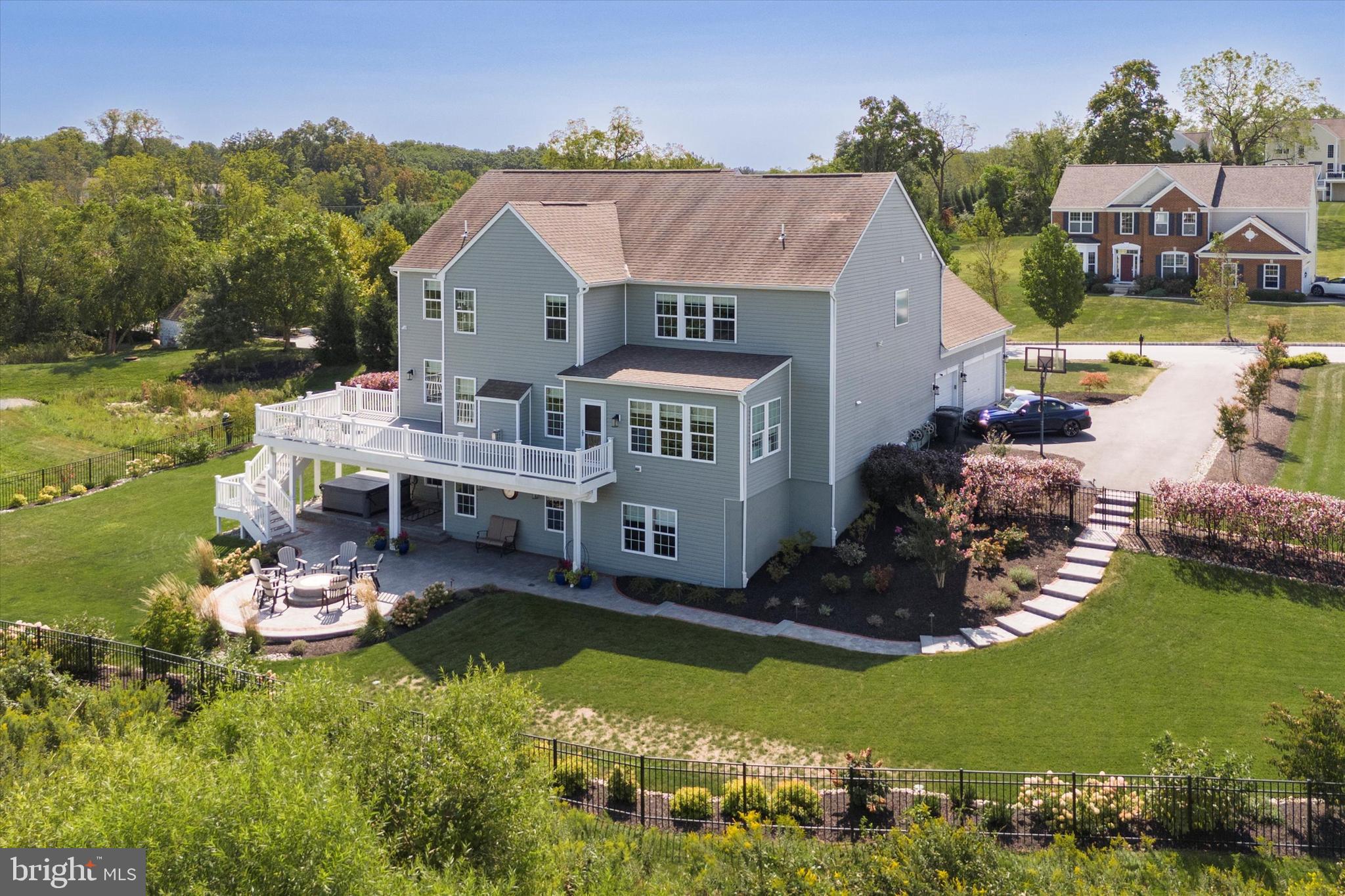 425 Mercer Dr