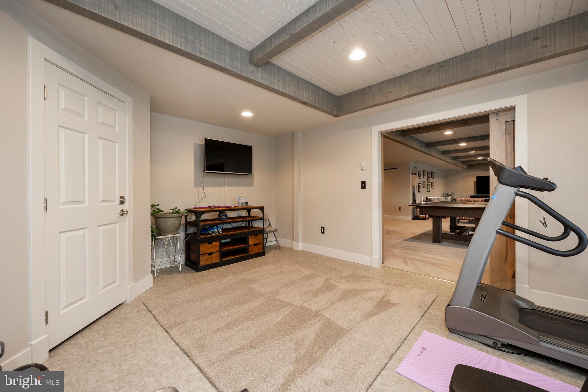 425 Mercer Dr